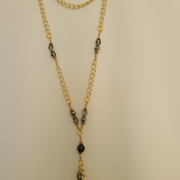 Elegant Black Swarovski Crystal Necklace - Picture 2 of 3